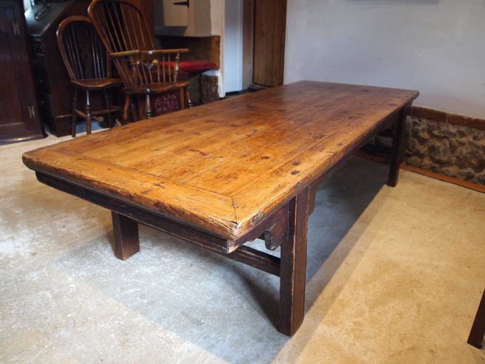 Table coffee table or low table Victorian Pine c1880 View II