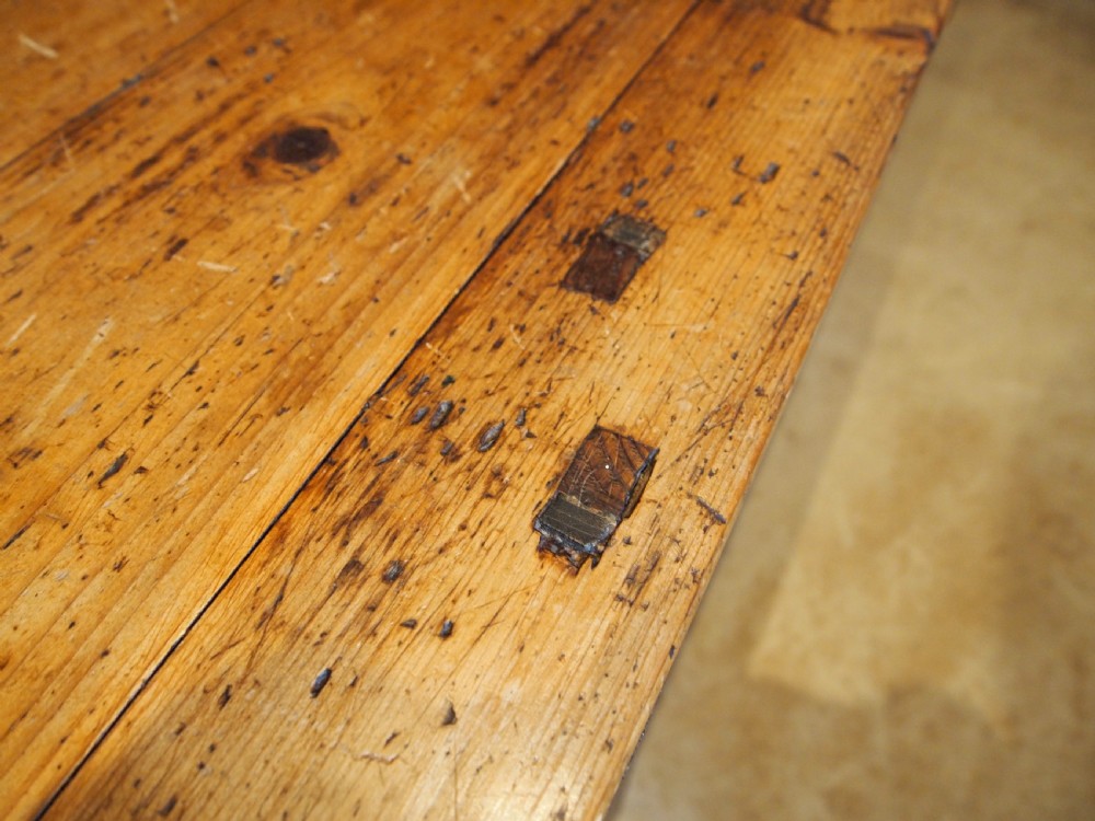Table coffee table or low table Victorian Pine c1880 View VII