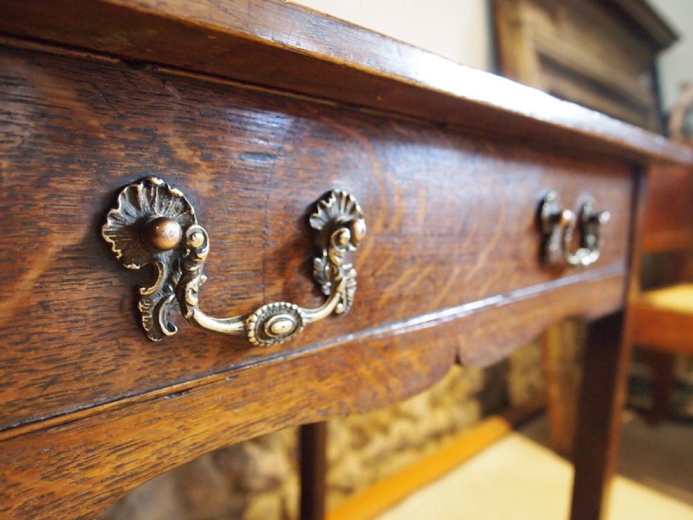 Table lowboy side hall lamp George III Oak c1770 View IX