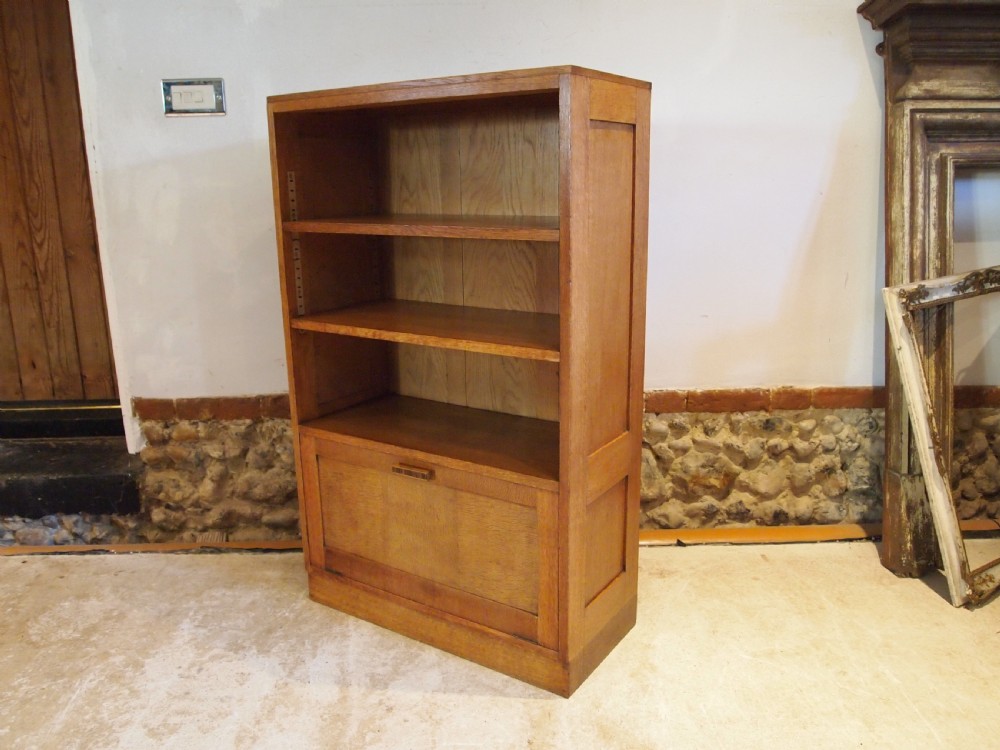 Bookcase Arts and Crafts Oak manner of Heals c1920