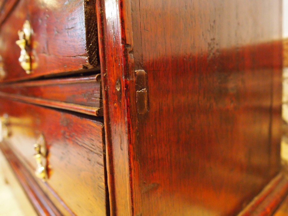 Chest of drawers Elm small Queen Anne c1700 View VII