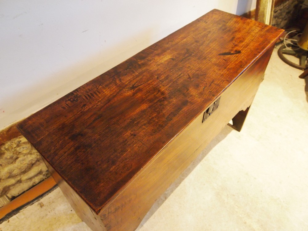 Coffer chest blanket box stunning George I Elm c1720 View VIII