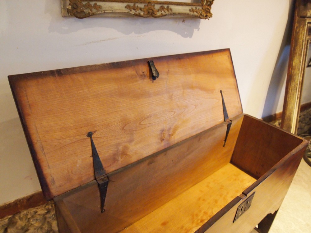 Coffer chest blanket box stunning George I Elm c1720 View XI