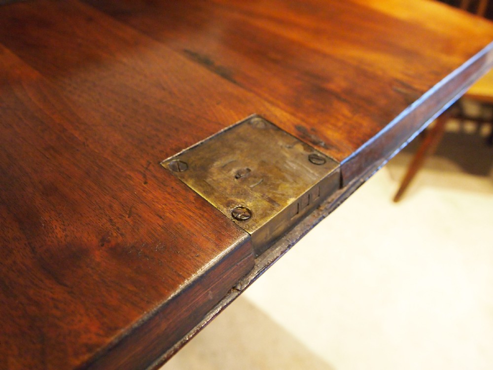 Bureau stunning George I Walnut feather banded desk small c1720 View IX