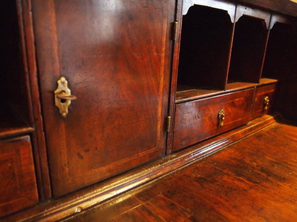 Bureau stunning George I Walnut feather banded desk small c1720 View X