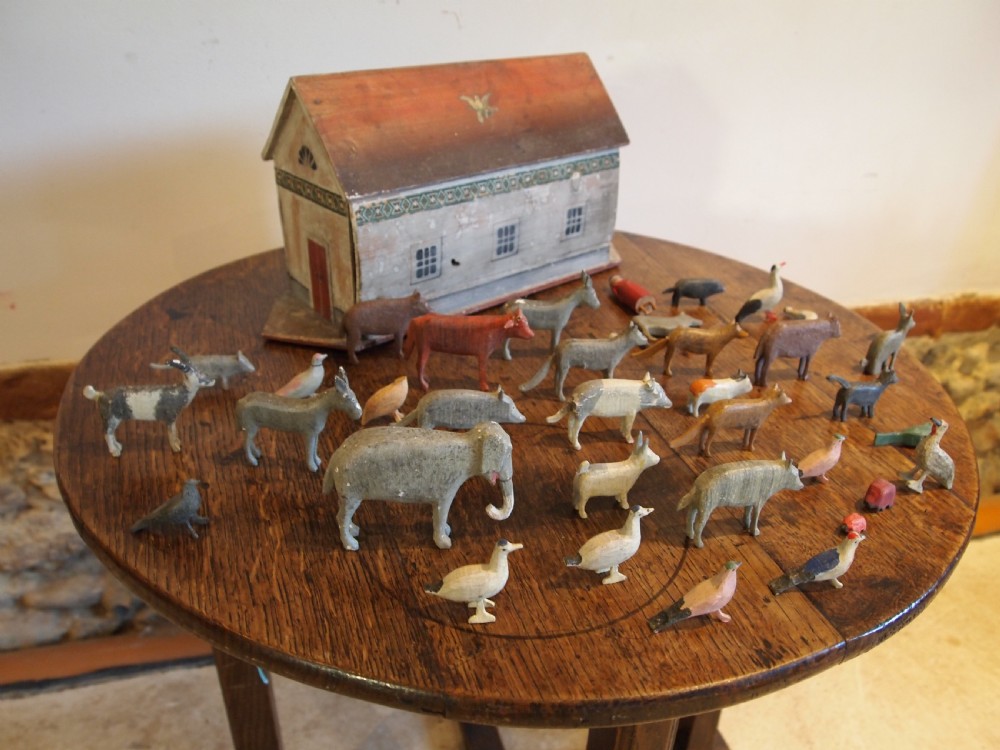 Noahs Ark rare folk art Victorian Ark and figures c1890 View XII