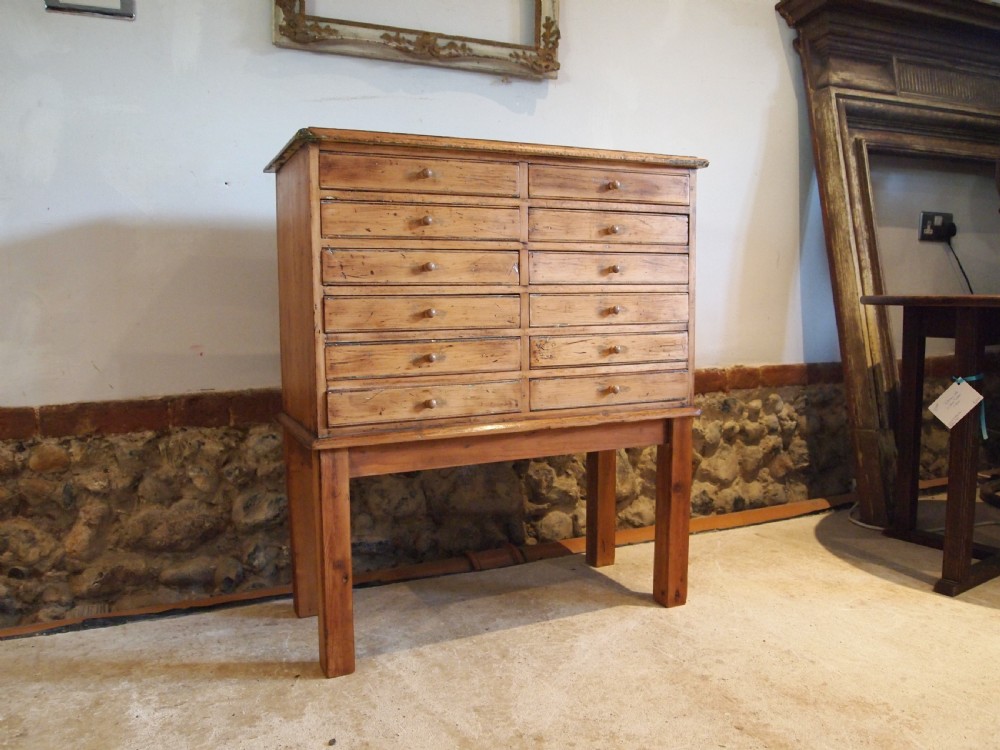Chest of drawers collectors chest or bedside Victorian c1880