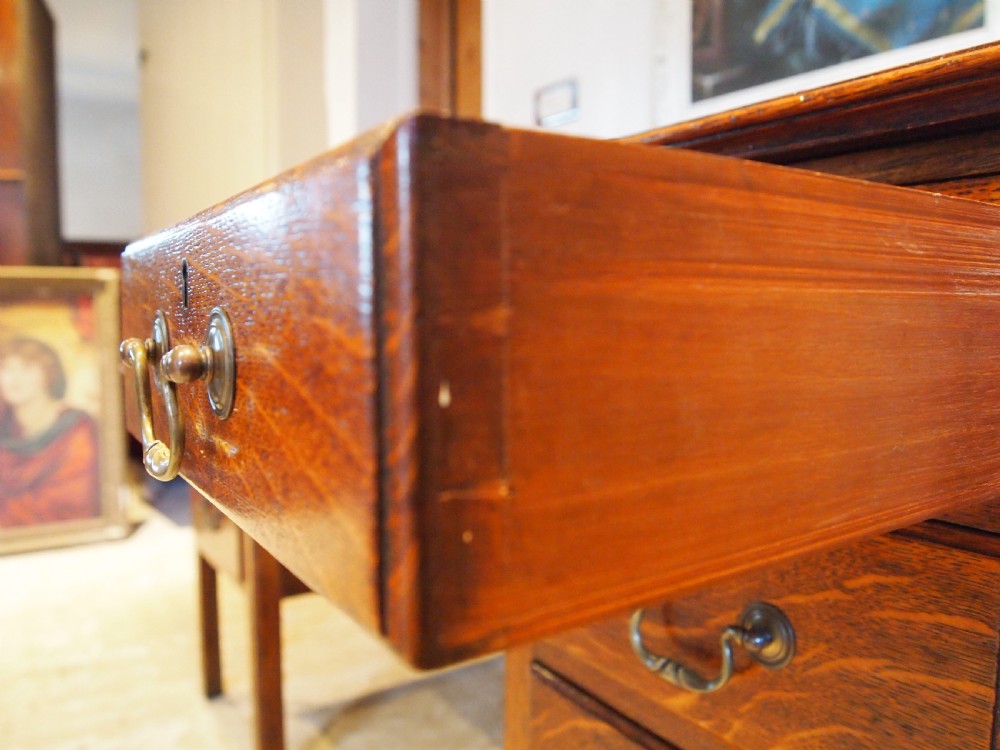 Desk fine quality Edwardian Oak large kneehole c1910 View VI