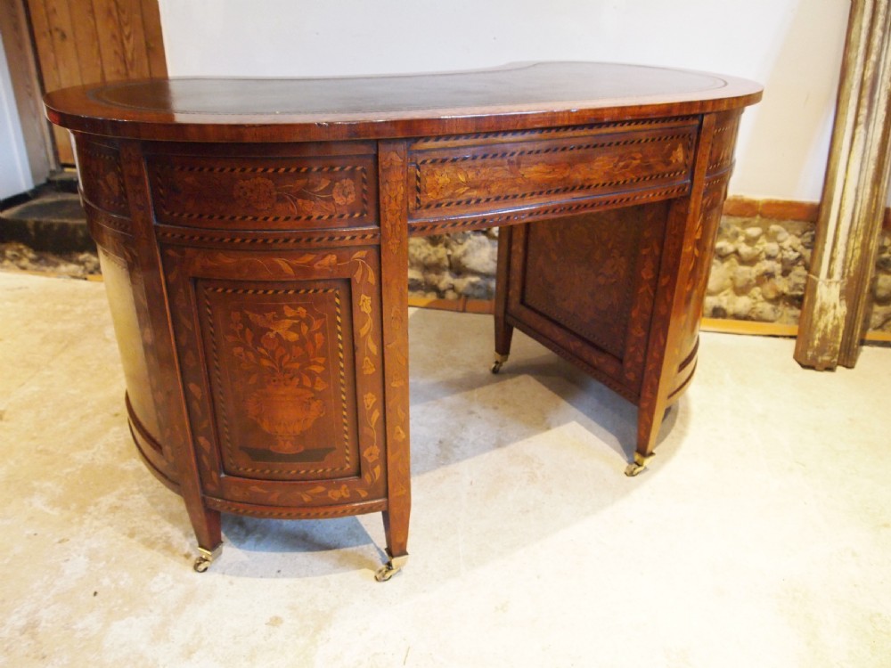 Desk fine stunning Edwards & Roberts Victorian kidney shaped c1870 View X
