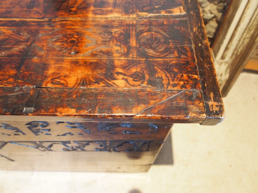 Chest trunk coffer rare Cypress wood Italian 16th Century c1580 View IV