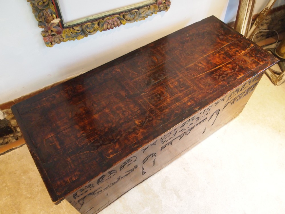 Chest trunk coffer rare Cypress wood Italian 16th Century c1580 View XVI