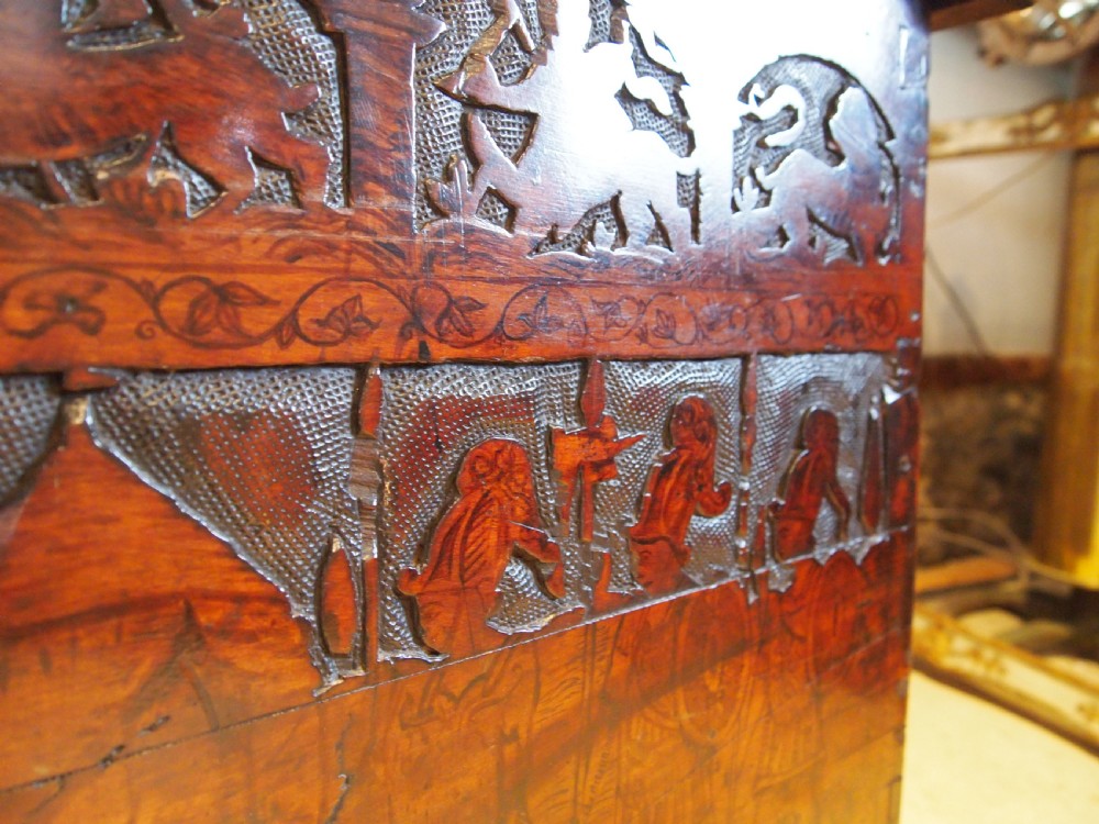 Chest trunk coffer rare Cypress wood Italian 16th Century c1580 View XVIII