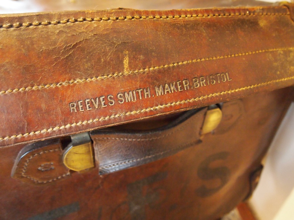 Suitcase trunk Leather Victorian by Reeves & Smith Bristol c1880 View II