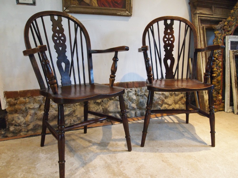Chairs fine pair of Victorian Windsor wheelback carvers c1890 View VI