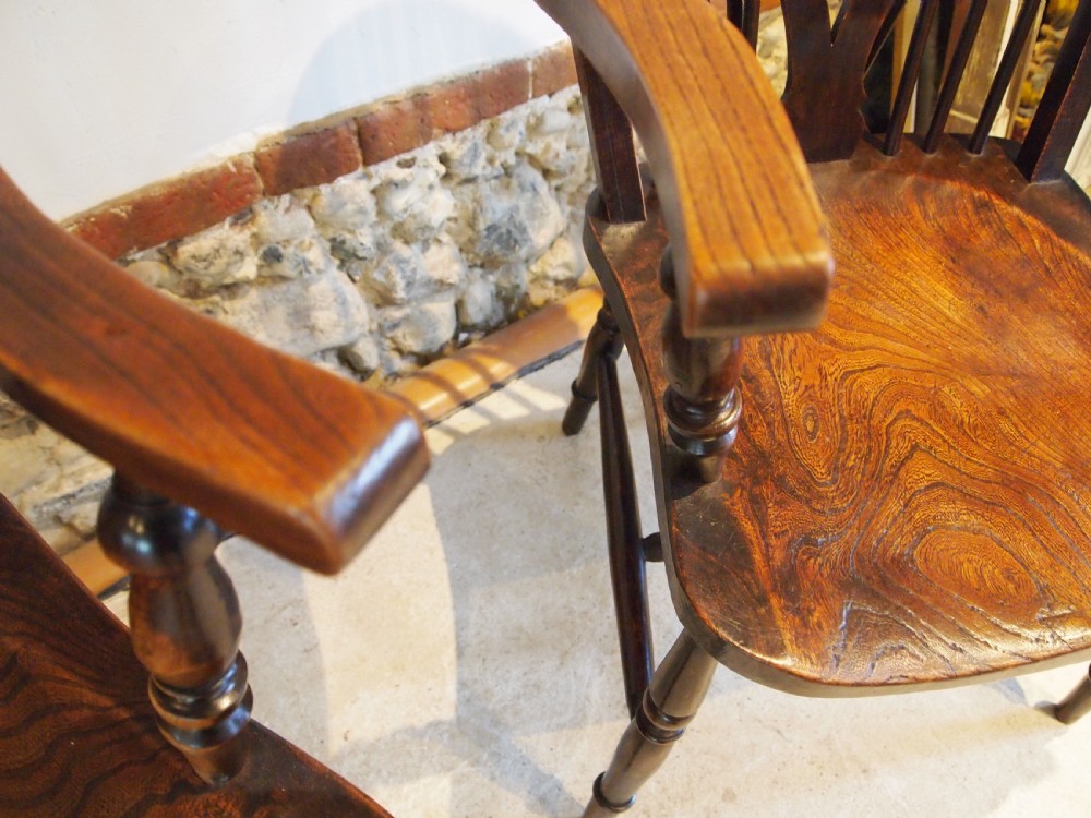 Chairs fine pair of Victorian Windsor wheelback carvers c1890 View VII