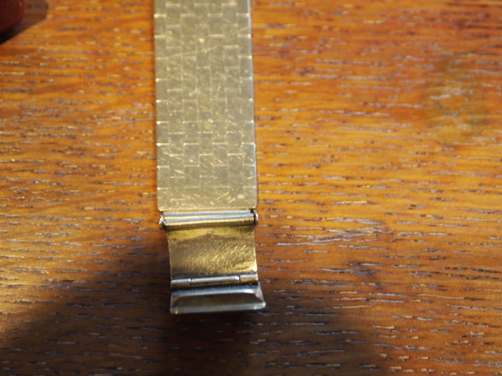 Watch Omega Geneve date solid 9ct Gold stunning rare bracelet c1960 View V