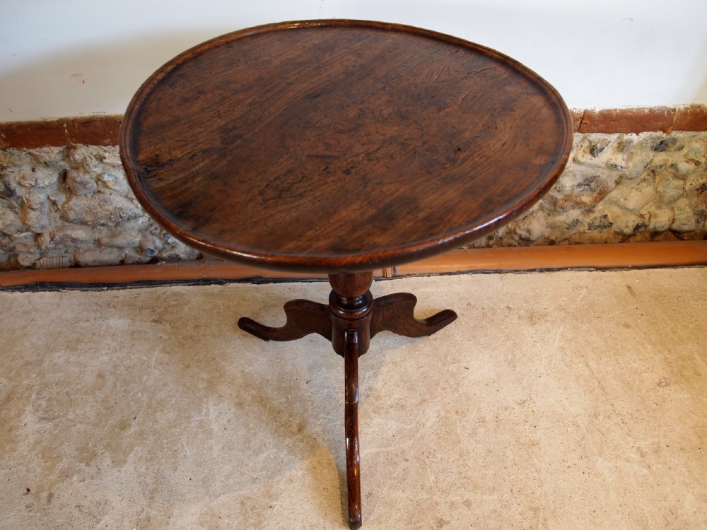 Table very rare George II Elm wine side lamp c1740