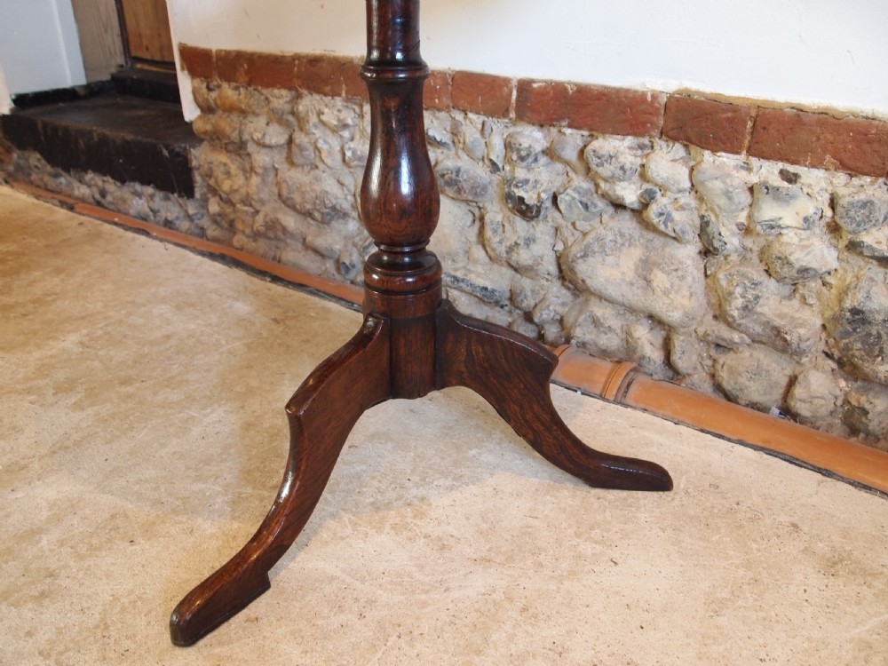 Table very rare George II Elm wine side lamp c1740 View VIII