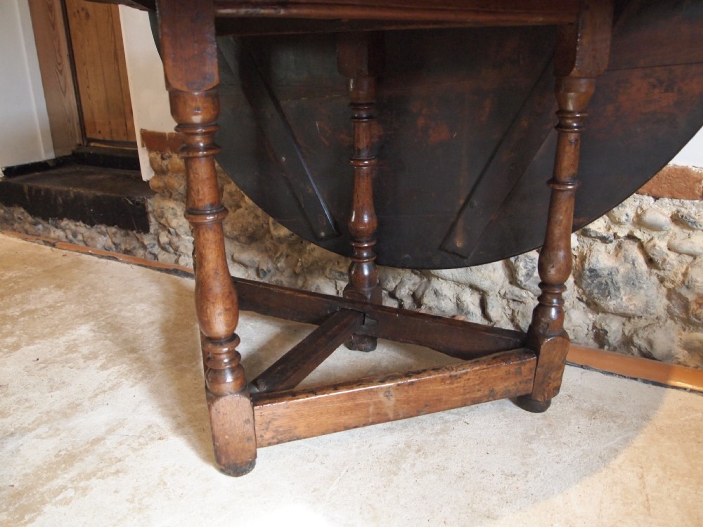 Table rare Welsh Oak 17th century drop leaf c1680 View II