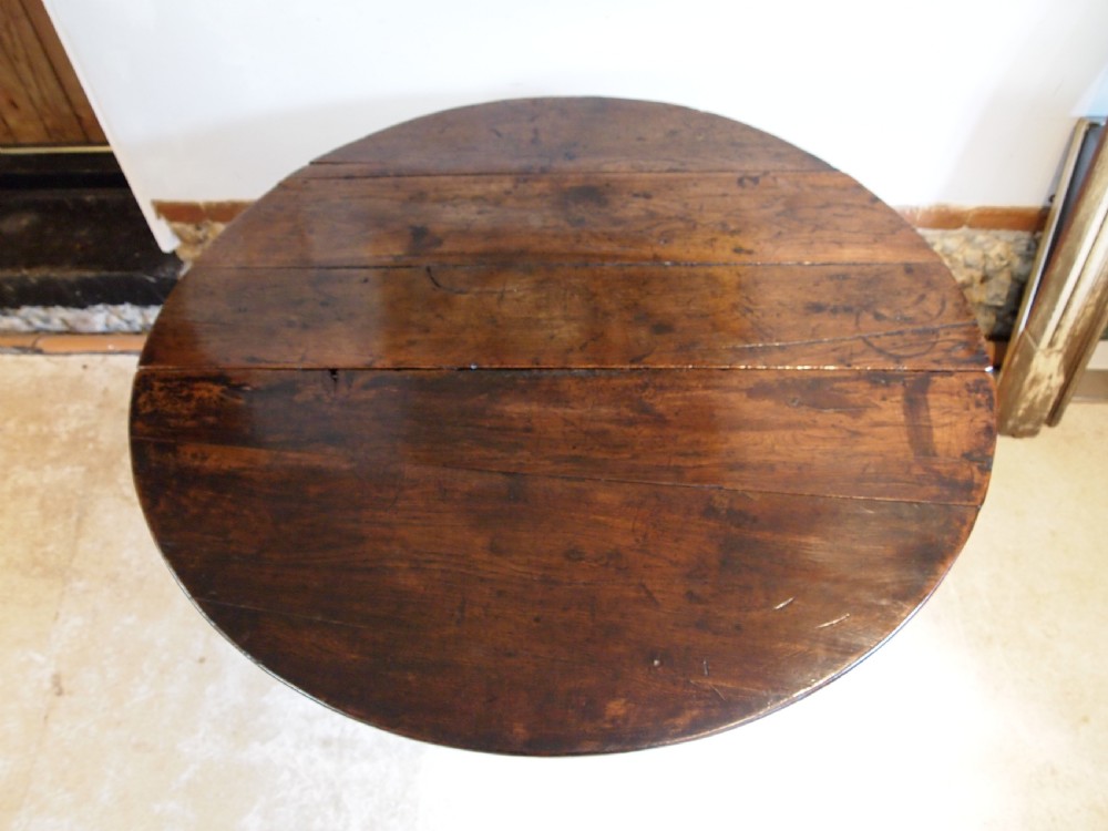 Table rare Welsh Oak 17th century drop leaf c1680 View III