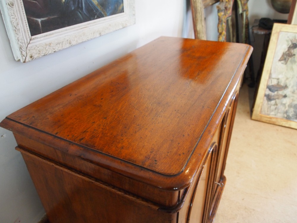 Cupboard rare rustic country house shoe linen Oak c1840 View II