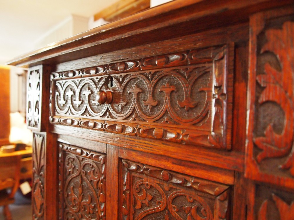 Chest of drawers rare Victorian Oak Arts and Crafts Collectors c1880 View III