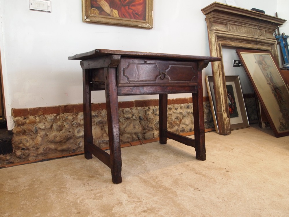 Table stunning rare Spanish Walnut 18th century side hall lamp c1750 View X