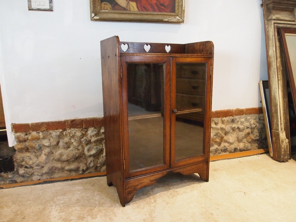 Bookcase display Arts and Crafts Oak c1900