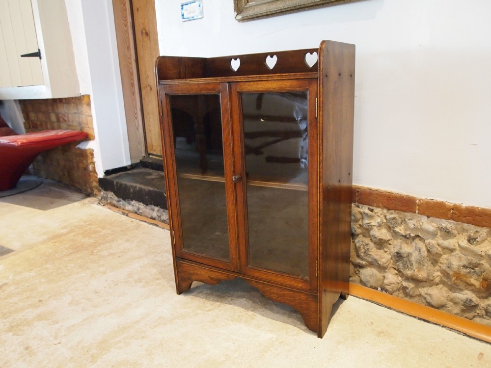 Bookcase display Arts and Crafts Oak c1900 View IV