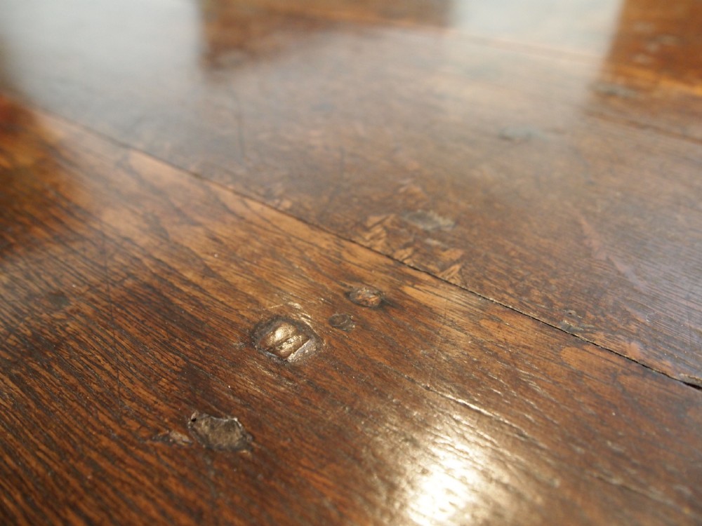 Table large Oak gateleg 18th century and later seats 8 c1700 View IV