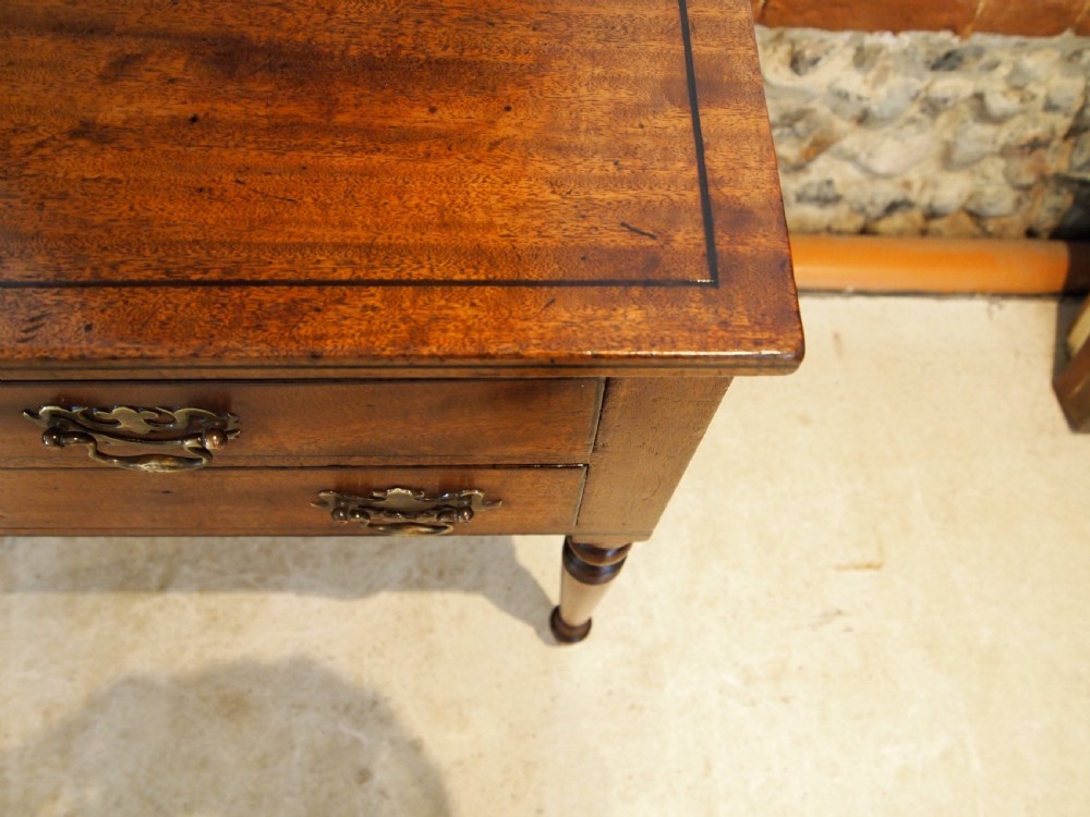 Table side hall console Lowboy George III Mahogany c1800 View II