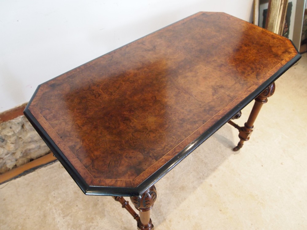 Table stunning Victorian burr Walnut sofa side hall lamp c1870 View II