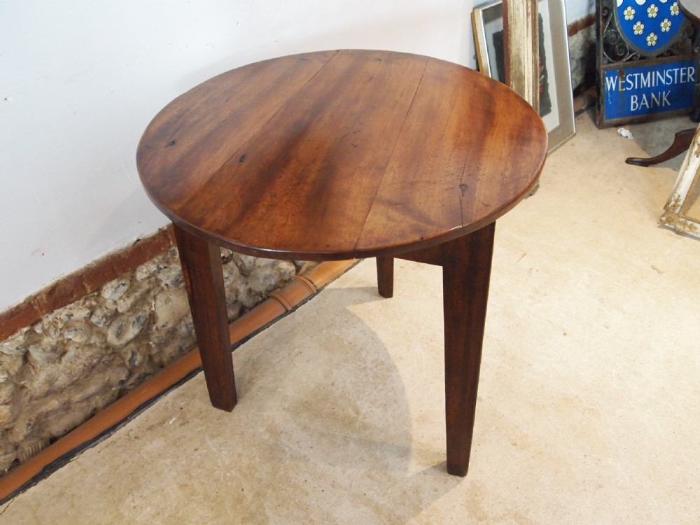 Table rare Victorian Cherry cricket or tavern table c1850 View XI