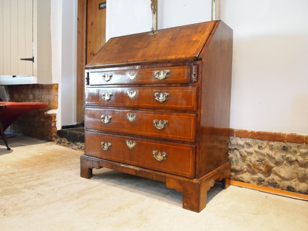 Bureau George II Walnut original brasses small c1740 View IV