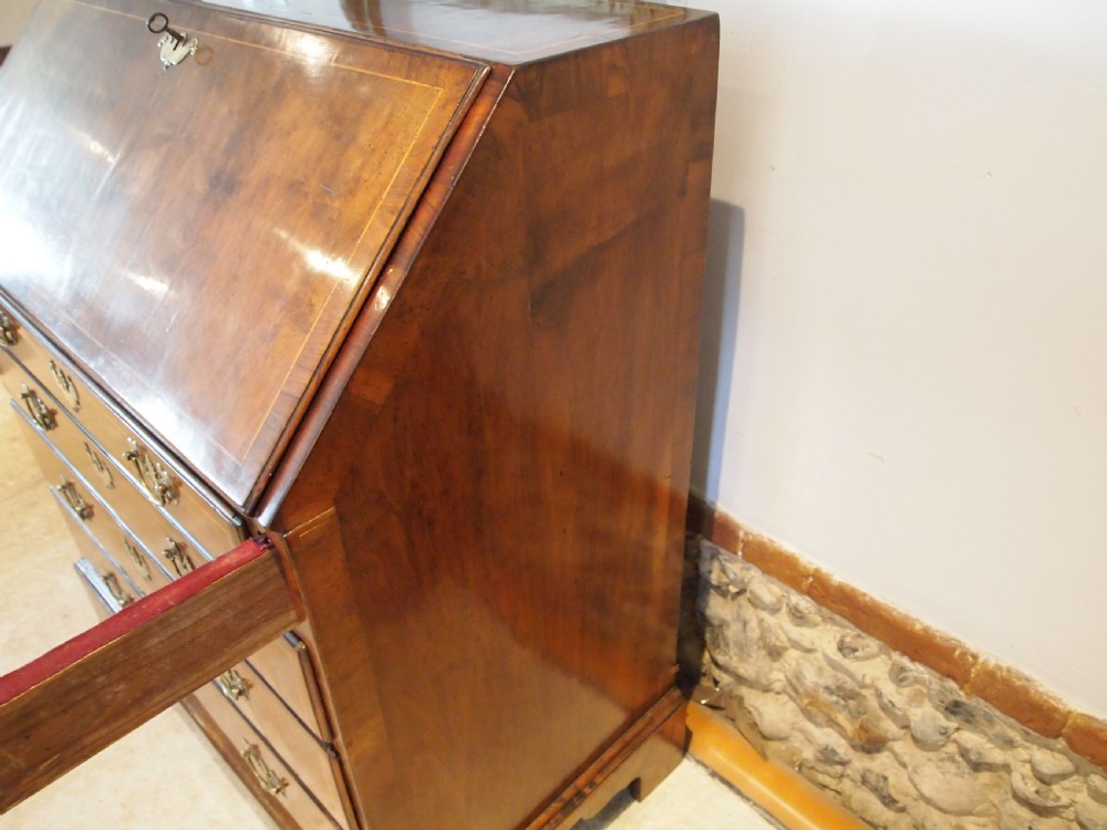 Bureau George II Walnut original brasses small c1740 View XII