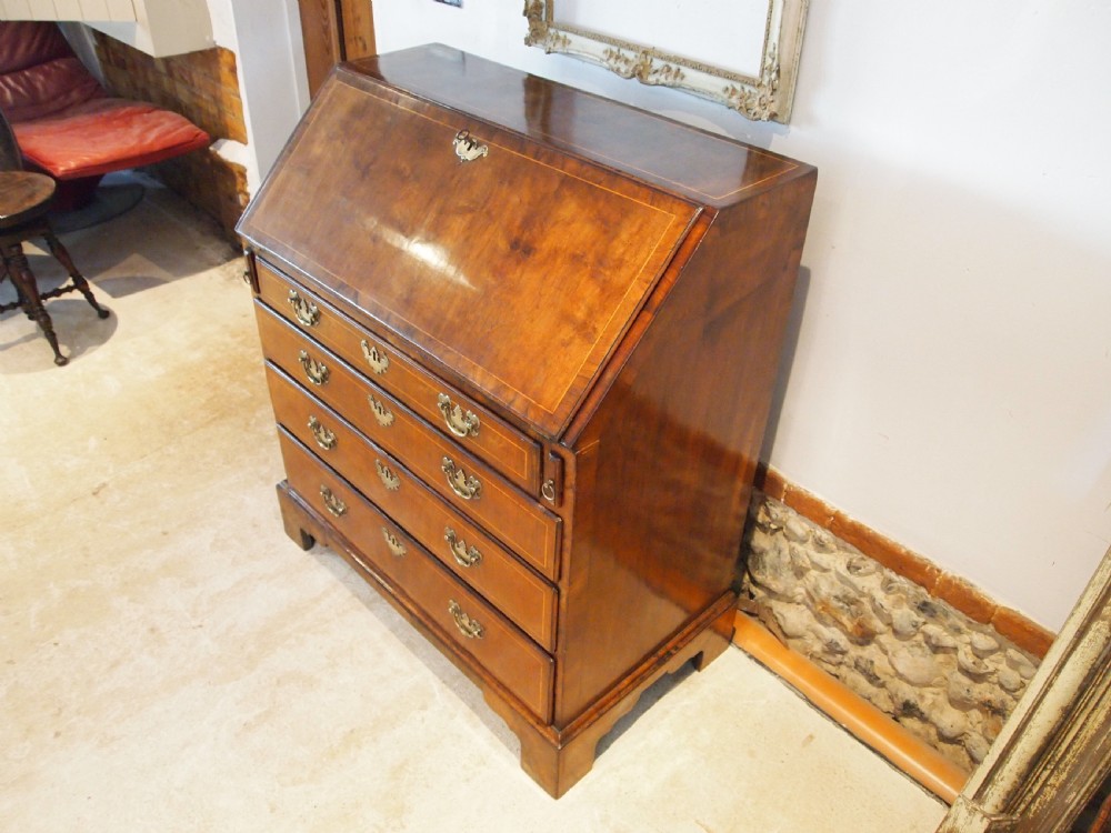 Bureau George II Walnut original brasses small c1740 View XXI