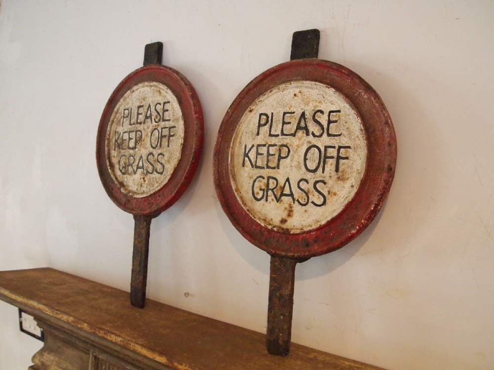 Signs pair heavy Victorian cast Iron keep off the grass c1880 View II
