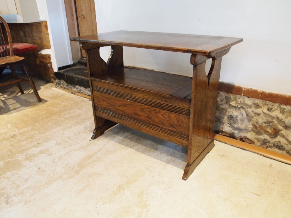 Monks bench Arts and Crafts Oak Liberty & Co c1907 View VII