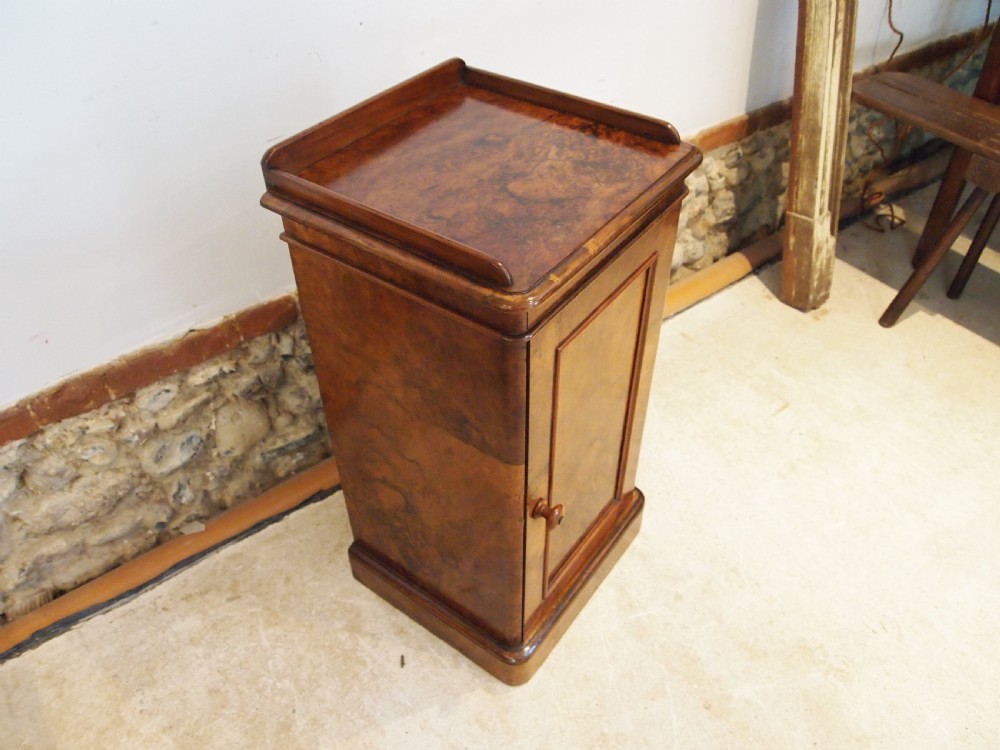 Bedside cabinet cupboard fine Burr Walnut Victorian c1860 View XII