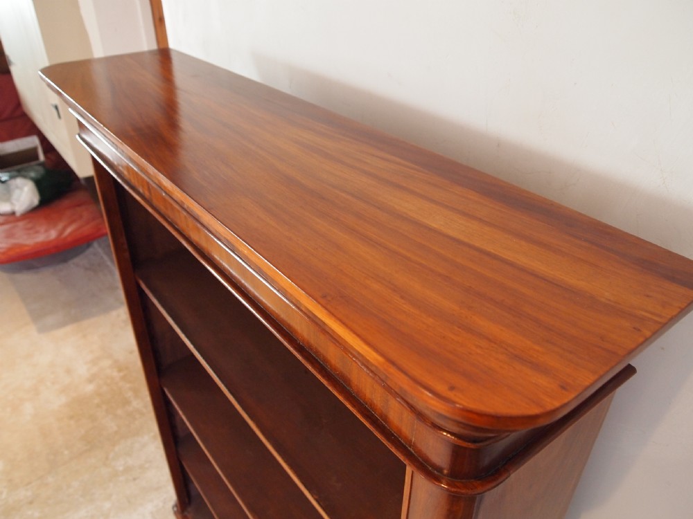 Bookcase early Victorian Mahogany adjustable shelves c1840 View III