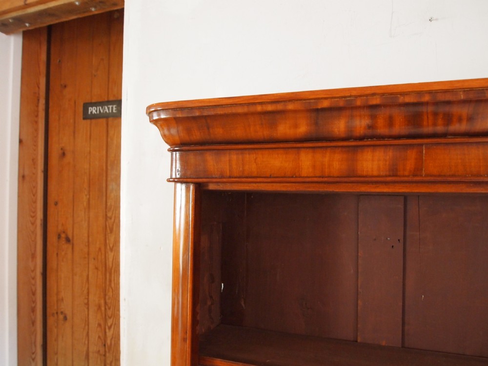 Bookcase early Victorian Mahogany adjustable shelves c1840 View VII