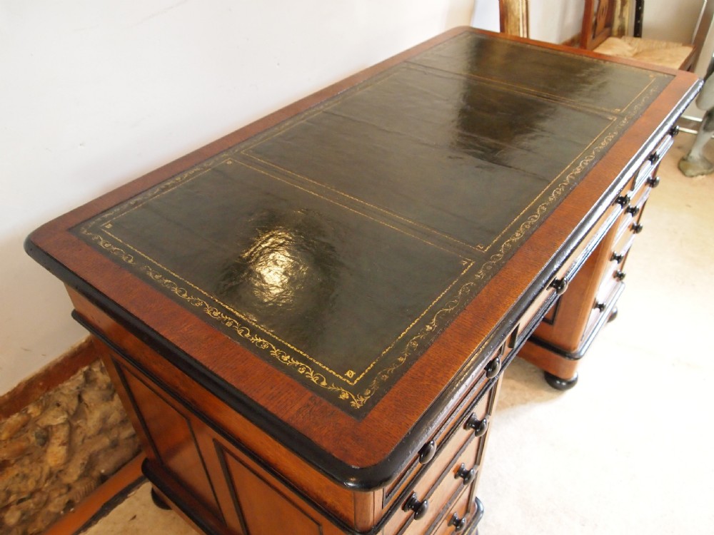 Desk rare Pollard and burr Oak Victorian stunning c1850 View VI