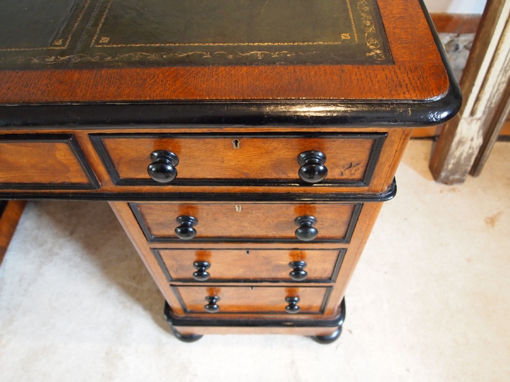 Desk rare Pollard and burr Oak Victorian stunning c1850 View XI