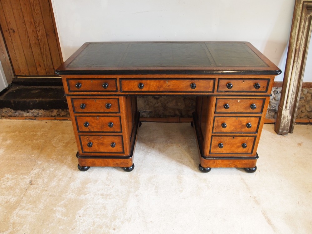 Desk rare Pollard and burr Oak Victorian stunning c1850 View XVII