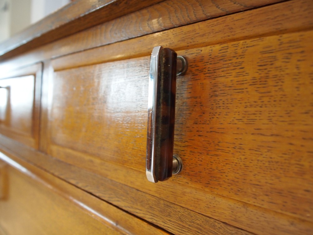 Chest of drawers fine Art Deco Oak manner of Heals c1920 View IV