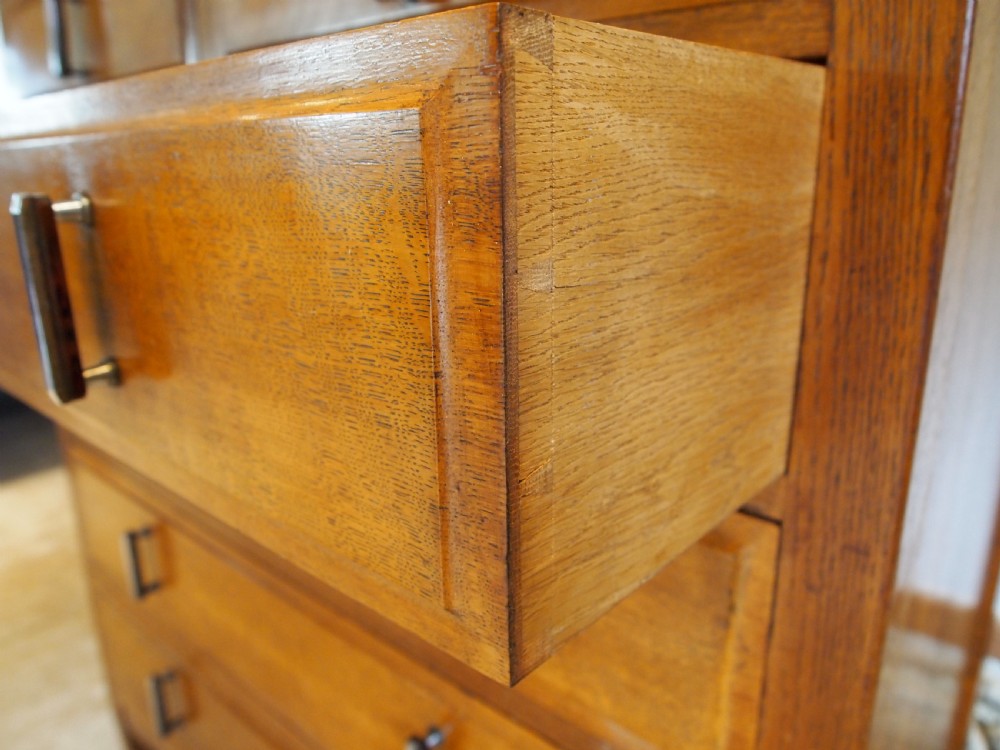 Chest of drawers fine Art Deco Oak manner of Heals c1920 View XIII