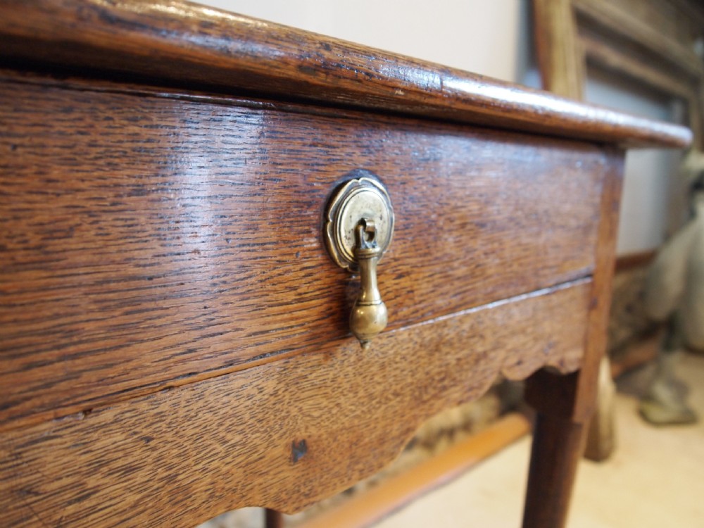 Table hall lamp side wonderful George II Oak lowboy c1740 View II