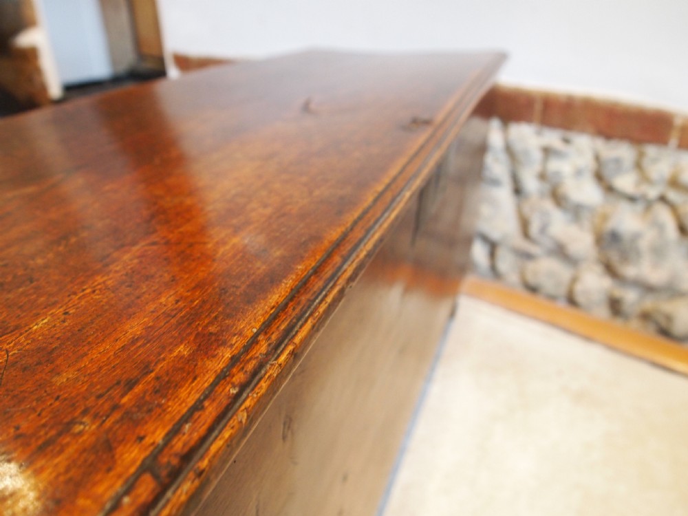 Coffer chest or trunk rare small six plank Elm 17th Century c1690 View IV