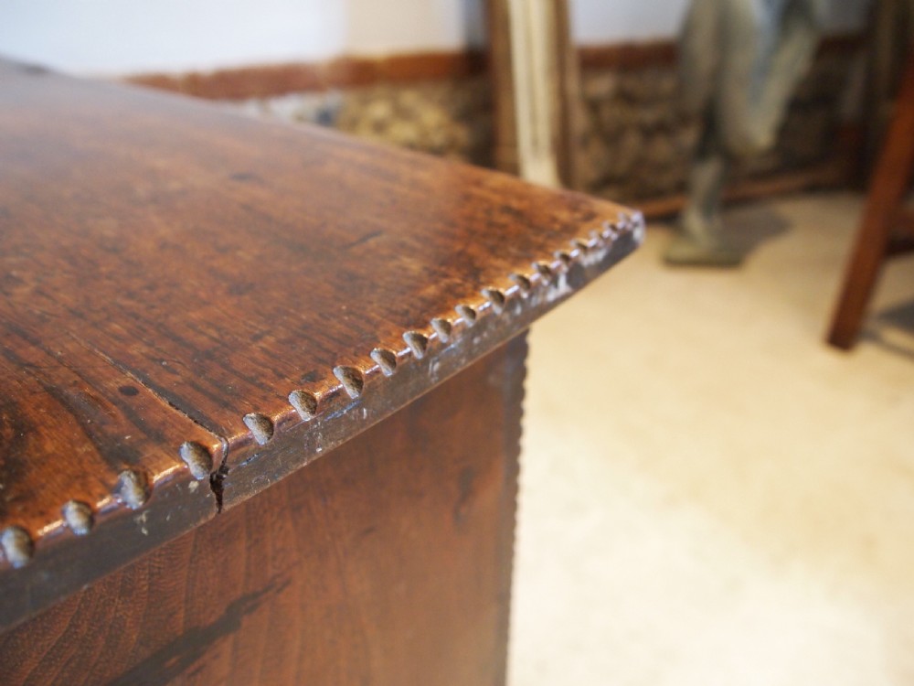 Coffer chest or trunk rare small six plank Elm 17th Century c1690 View IX