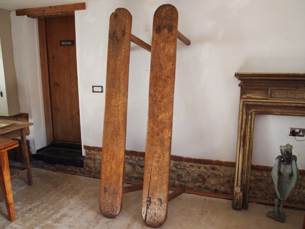 Benches stunning pair of George III refectory Elm and Beech c1800 View III